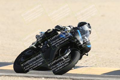 media/Nov-16-2025-Race Pace (Sun) [[8c5fa54630]]/Verified Riders/8-Turn 12 (120pm)/